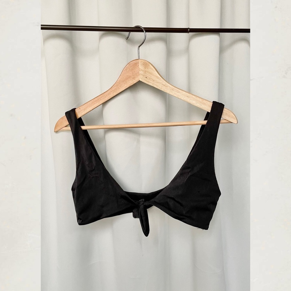 No Boundaries Tie Front Ribbed Bikini Top